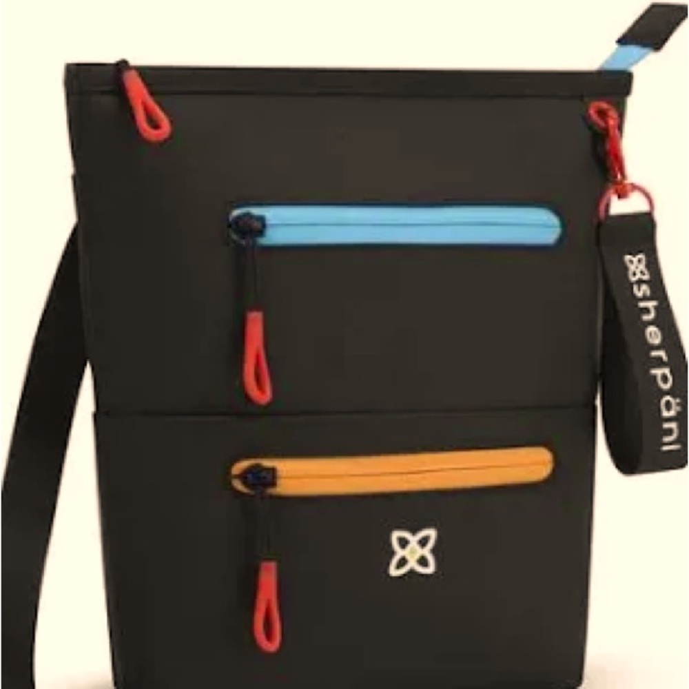 Sherpani Sadie crossbody bag